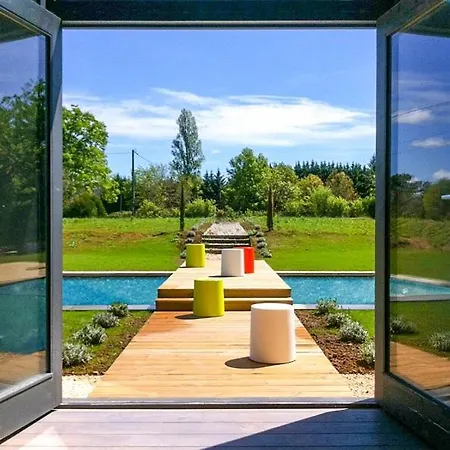 Sleeps 10 Pool Wifi * モンパジエ